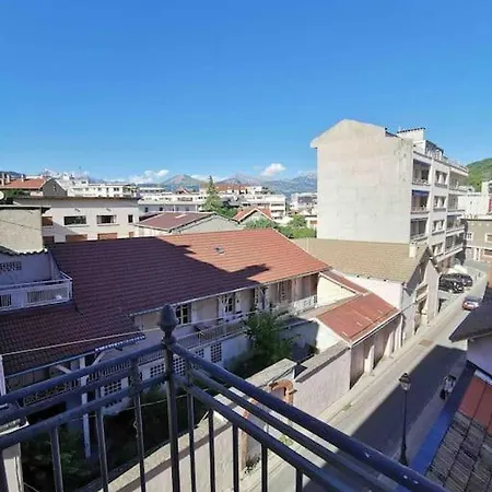 Le Payan Apartment Gap